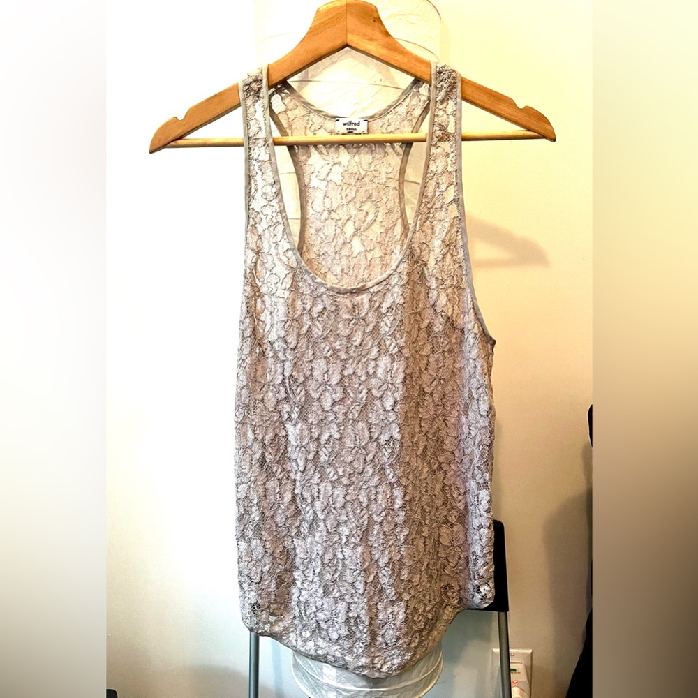 Aritzia Wilfred Racerback Cream Lace Silk Trim Tank Size S